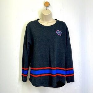 Colosseum - Florida Gators Long Sleeve Gator Graphics And Stripes Sweatshirt XS